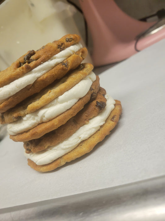 Cookie Sandwiches | Chip Cookie Sandwiches | Freakin'sweetJars